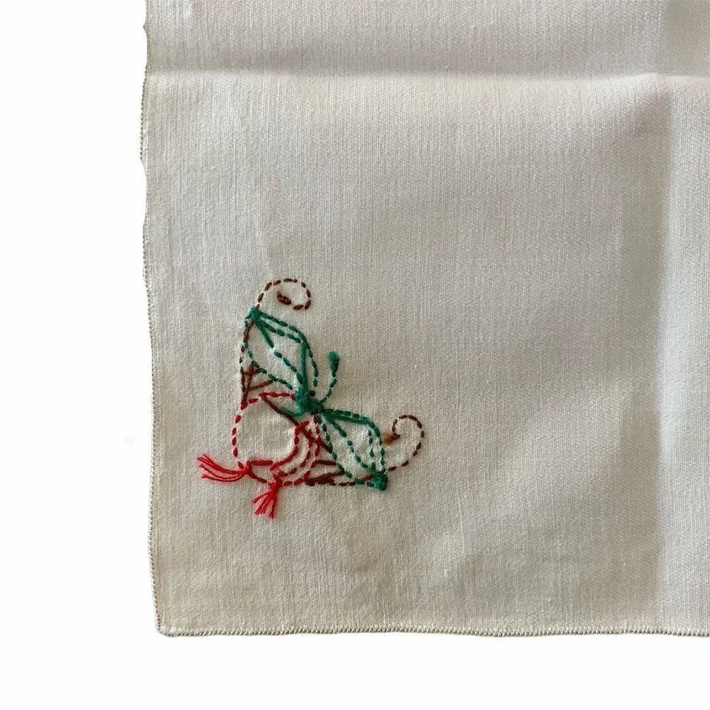 Set of 2 Vintage Hand Embroidered Napkins 11 x 11